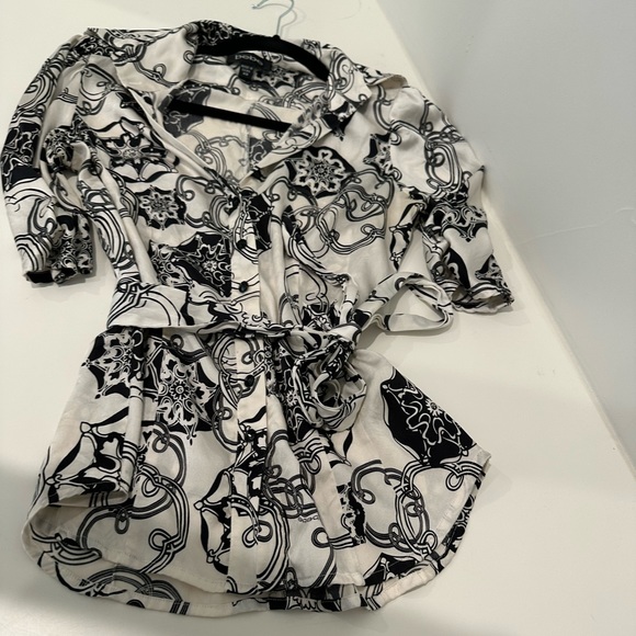 Bebe Patterned Blouse - XS - Picture 11 of 13